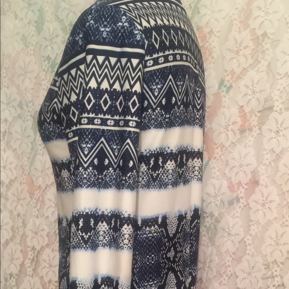 Young lady’s mini dress by Studio by Tiana B - Picture 4 of 5
